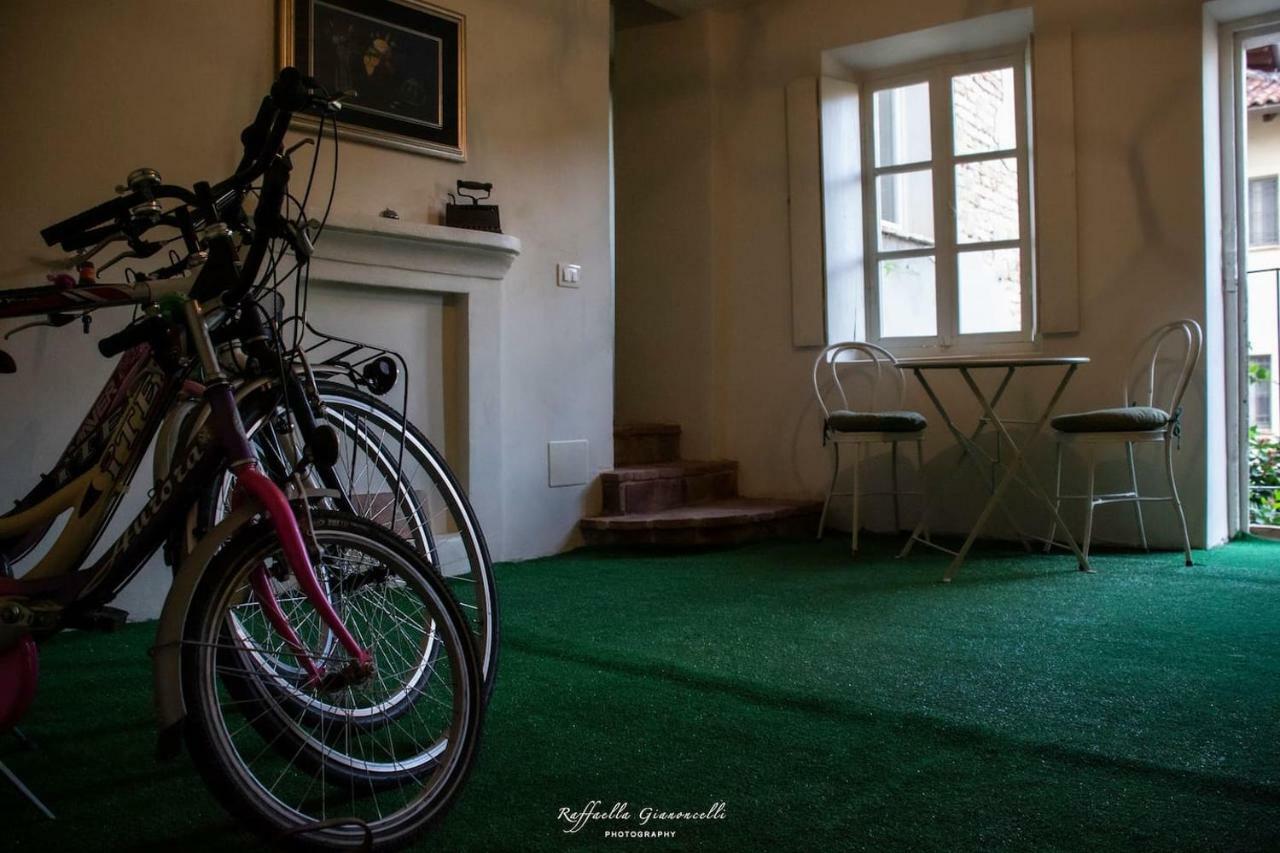 Lunesco Alloggio Divino, Chambre D'Amis Lu (Piedmont) Kültér fotó